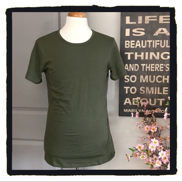 🌿Handsome Short Sleeved Men’s Shirt🌿 - Picture 5 of 8